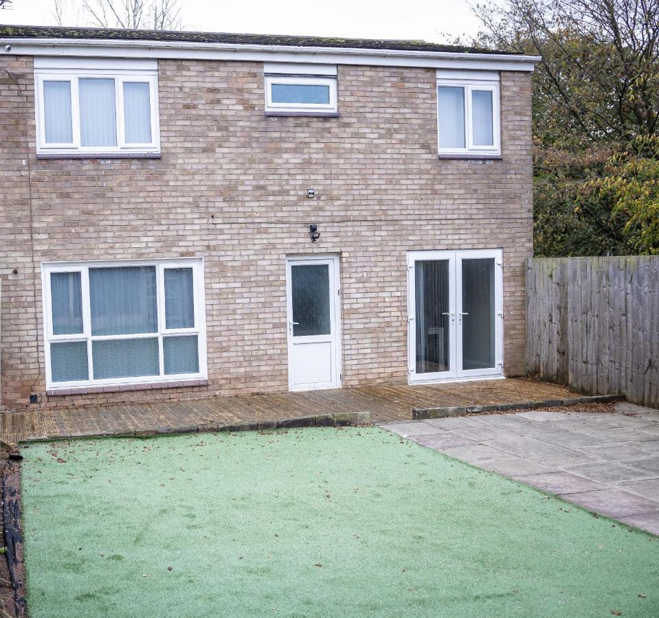 Lush Lodge -Home Away In Telford, For Contractors, Families, Group Of Friends, Long Term Stays Esterno foto